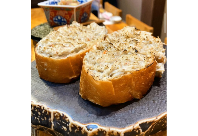 名物 カニトースト